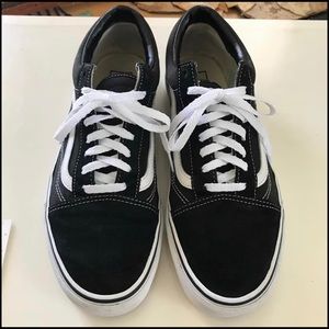 Vans old skool skate shoes size 10.5